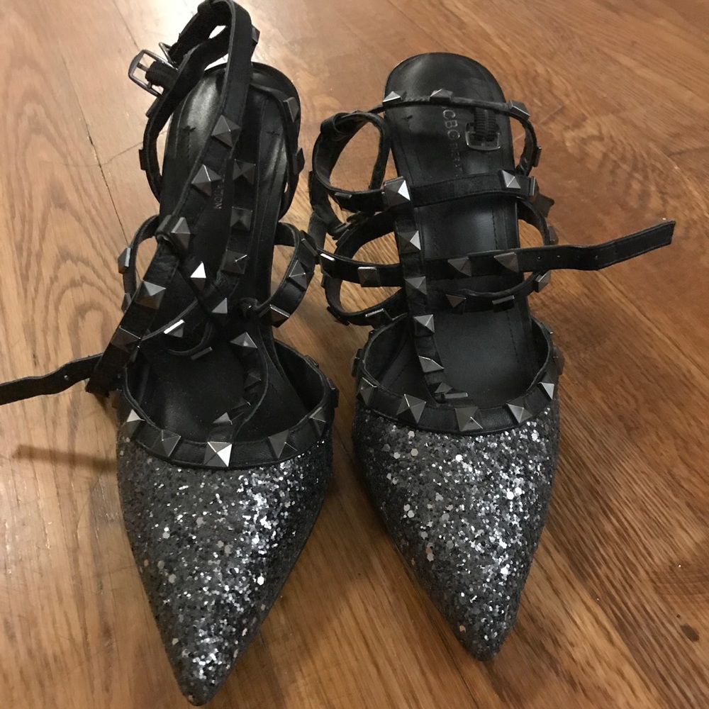 BCBG Generation heels- new without tags!