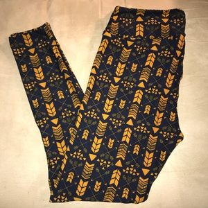 Brand New LulaRoe TC Leggings Navy and Gold
