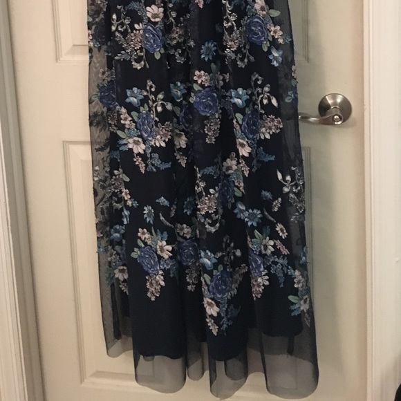 Nicole Miller Formal Gown, Navy w/ Floral Appliqué - Picture 5 of 7