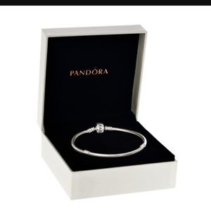 ✨Last 1️⃣✨EUC Pandora Iconic Barrel Clasp Bracelet