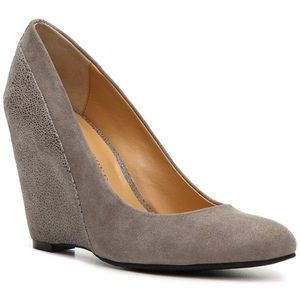 Audrey Brooke Daphne Wedge Pump