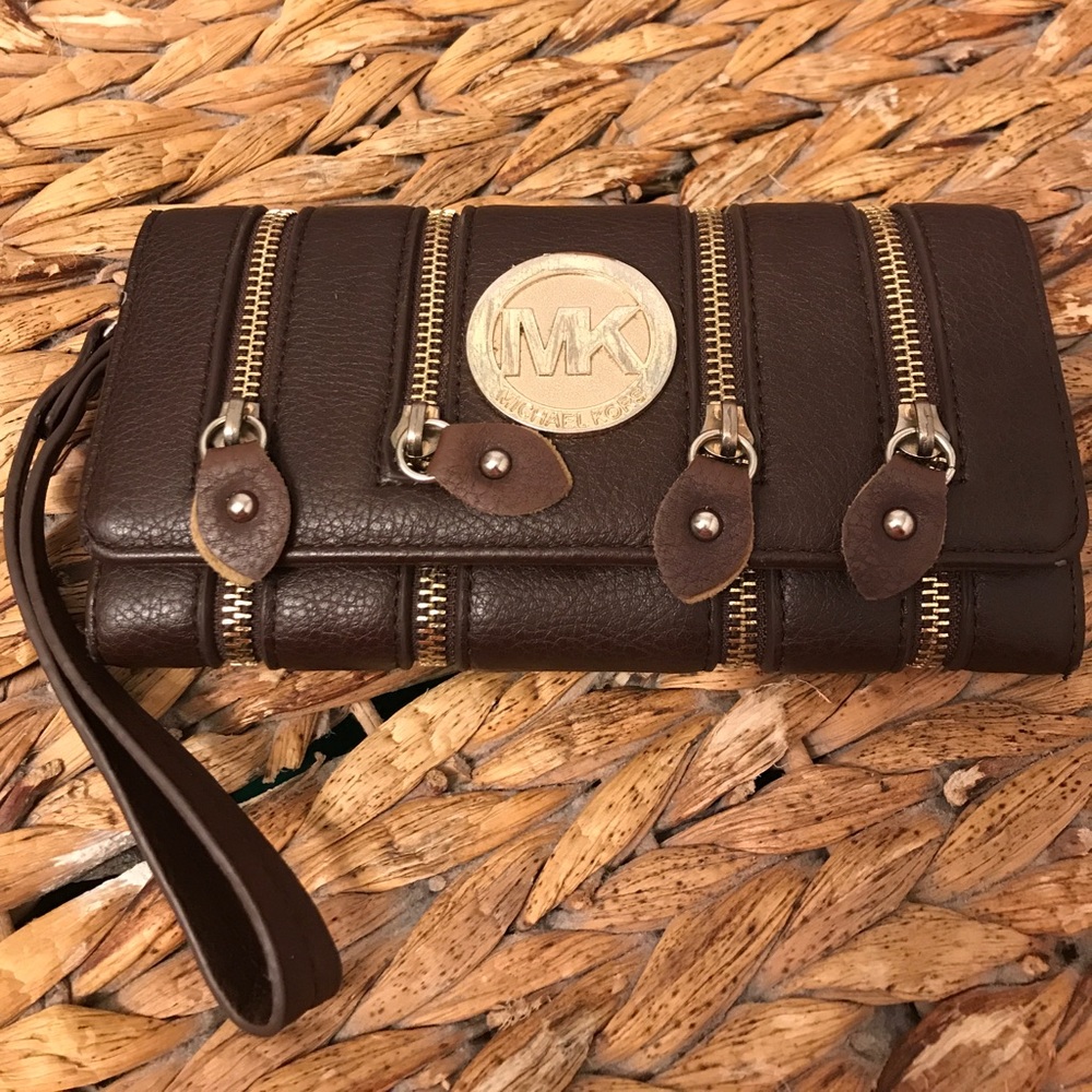 Lady's Wallet (zippered)