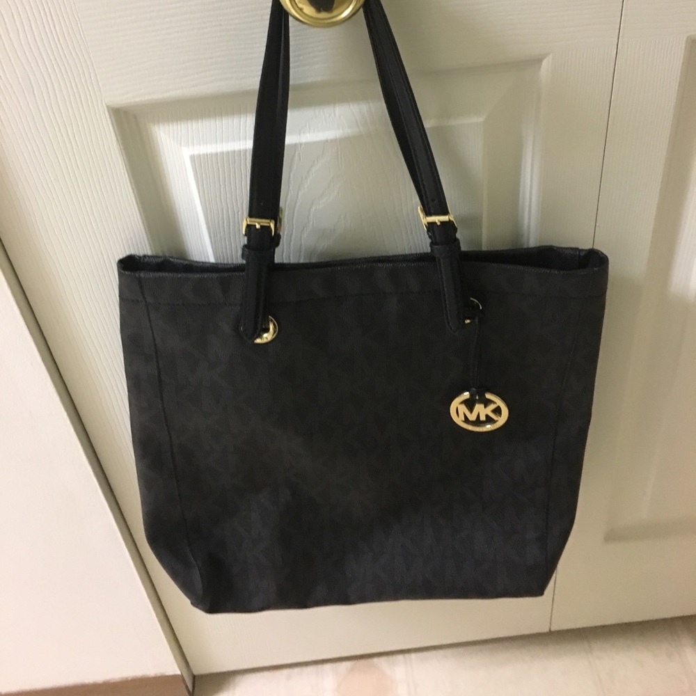 Michael Kors tote