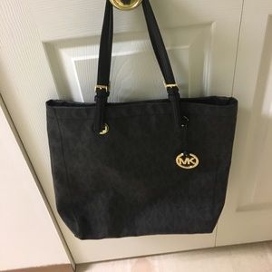 Michael Kors tote