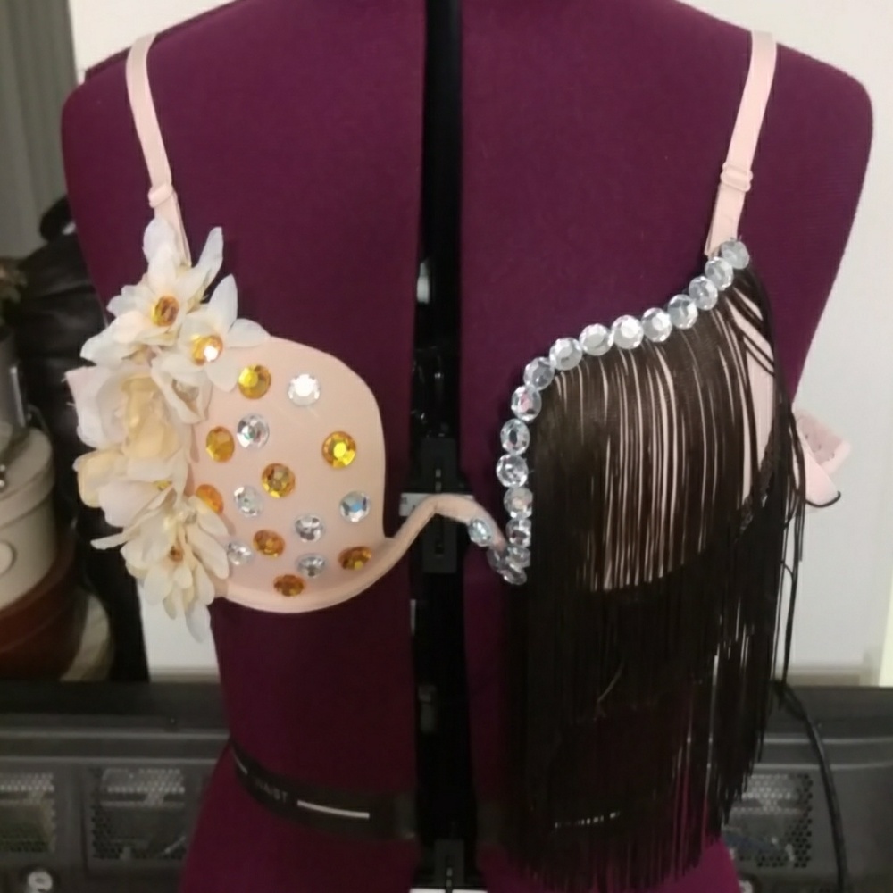 Spring in the air Festival bra!