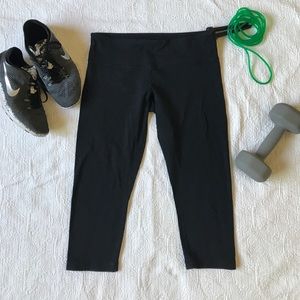 Lululemon Capris