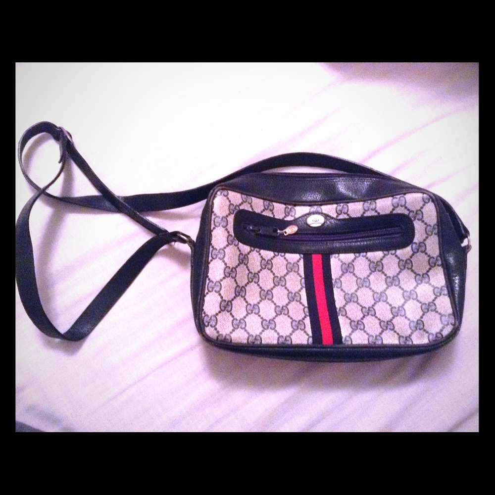 Gucci Shoulder Bag