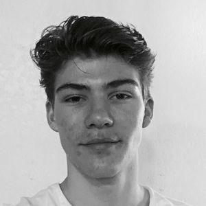 Meet your Posher, Adam