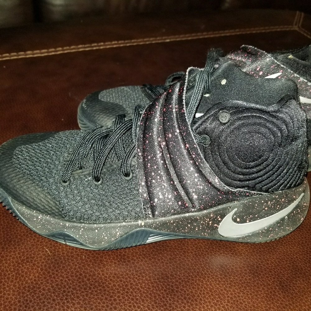 NIKE JBY Kyrie Irving