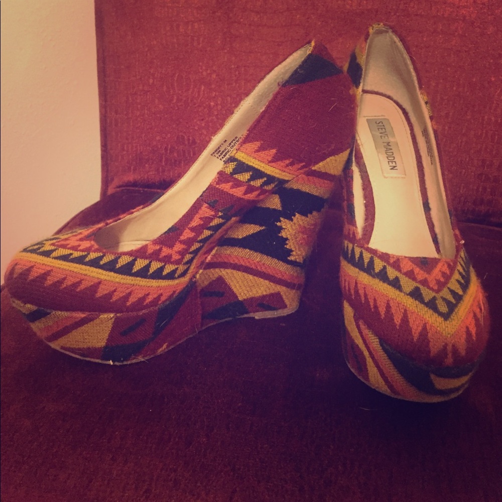 Steve Madden wedges