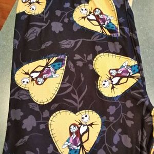 LULAROE NBC JACK AND SALLY LEGGINGS SIZE TC2