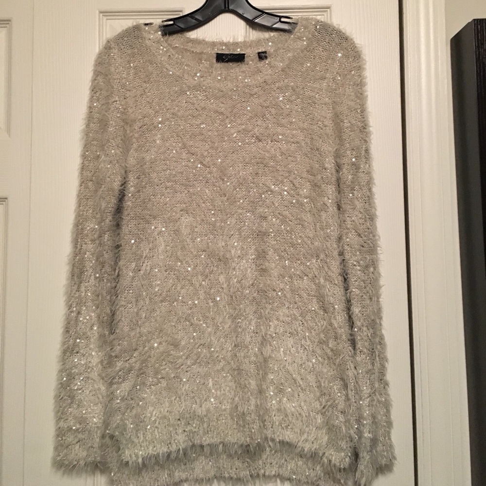 ⭐️Fuzzy Sequins Tunic Top Cream Ivory White Sz S