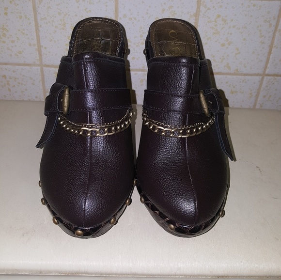 Brown clogs/boots - Picture 2 of 4