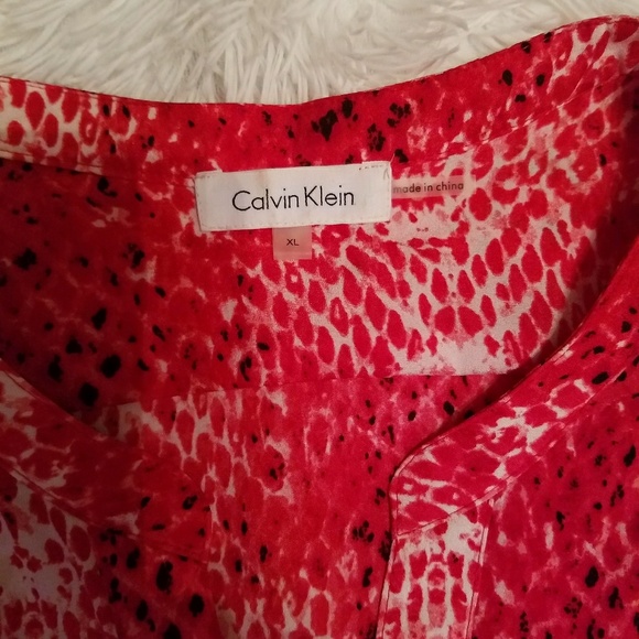 Calvin Klein shirt - Picture 2 of 2