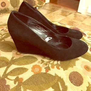 Merona size 9 wedge heels. NWOT