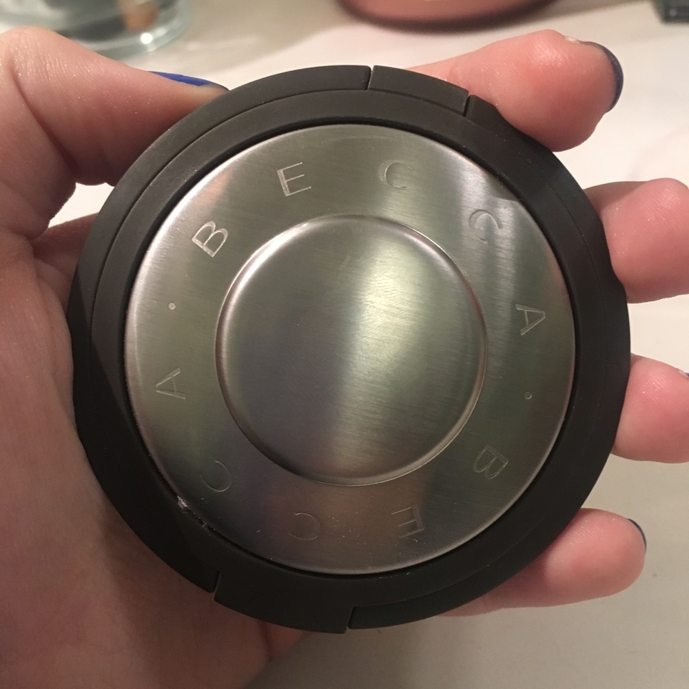 Becca Shimmering Skin Perfector