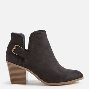 Never worn JustFab Lonnie booties Never worn JustFab Lonnie booties