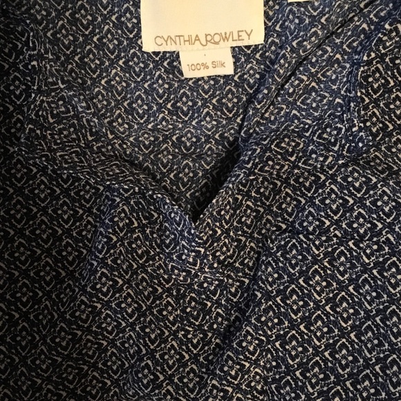 Cynthia Rowley 100% Silk Blouse - Picture 5 of 5