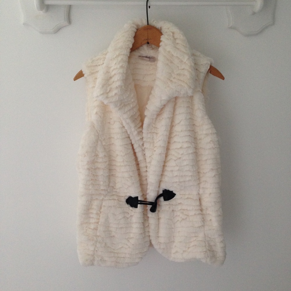 White Faux Fur Vest size M