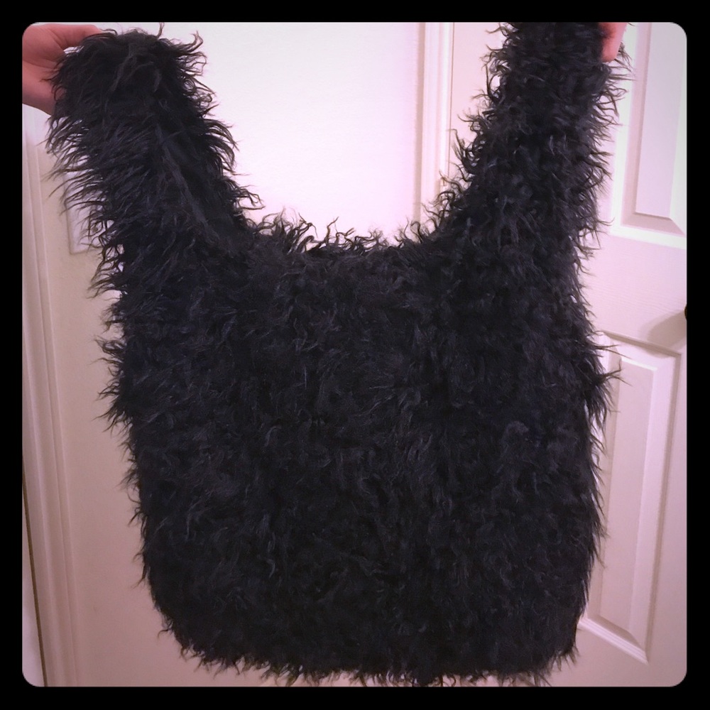 Black shaggy bag