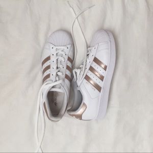 Adidas Superstar rose gold