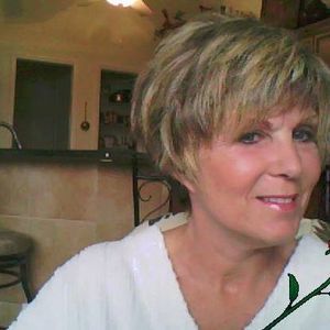 Meet your Posher, Beverly