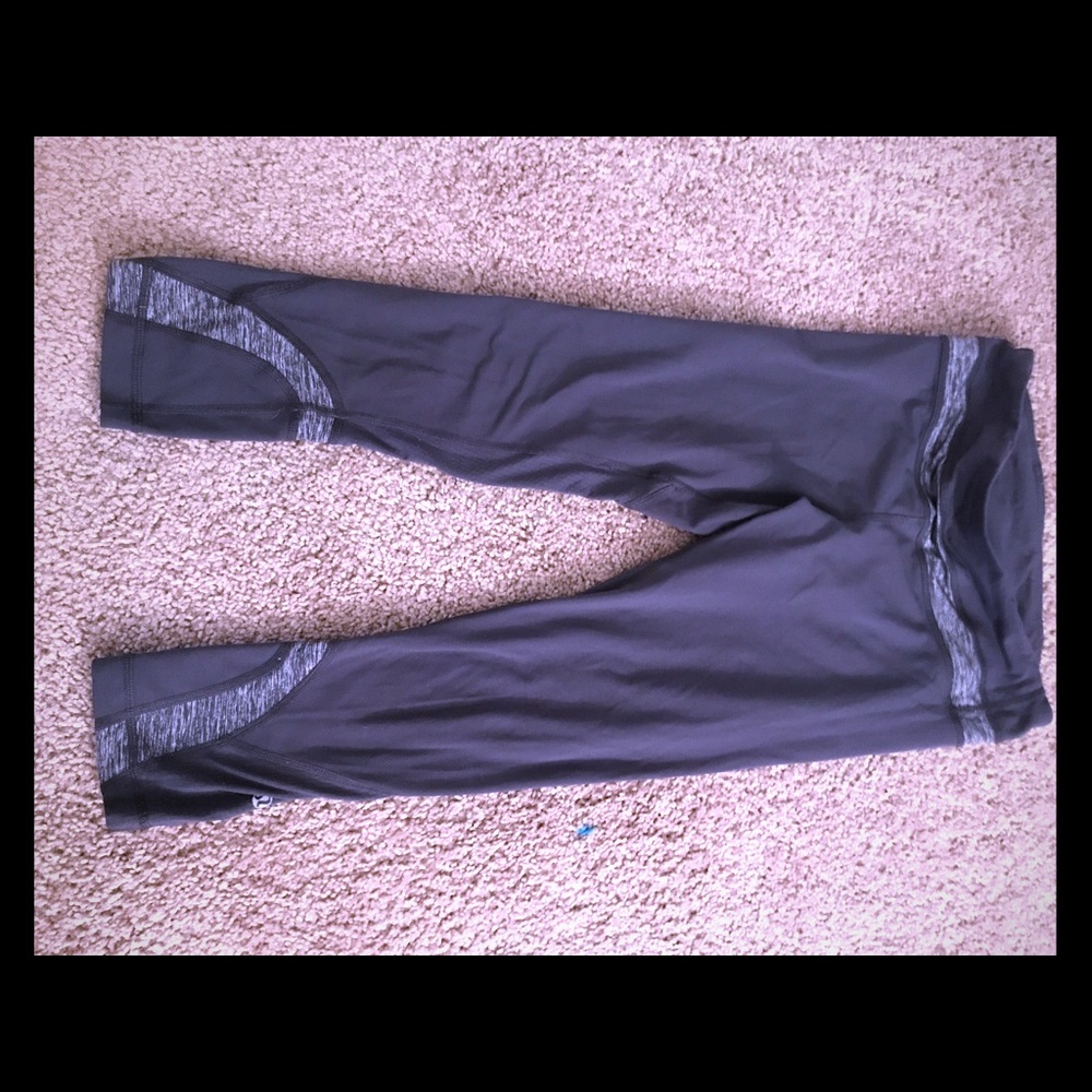 Lululemon Run Inspire Crop Coal/Heathergray Size 6