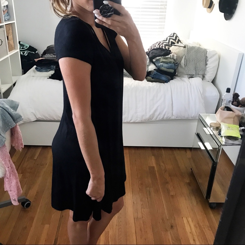 ⭐️⭐️ BLACK EVERYDAY DRESS ⭐️⭐️ - Picture 2 of 2