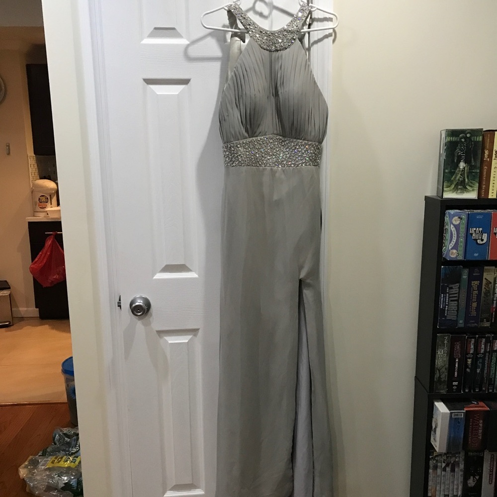 Beautiful evening gown NWT