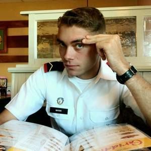 Meet your Posher, Ryan