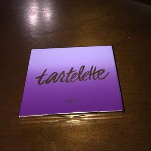 Tartelette Amazonian Clay Matte Eyeshadow Palette