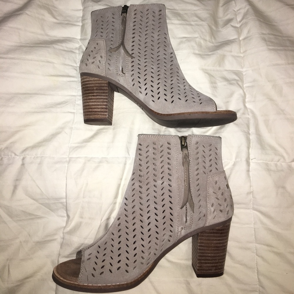 ☮️Toms Majorca Geo Laser Cut Bootie☮️