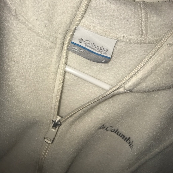 Cream hoody Columbia zip up jacket - Picture 2 of 2