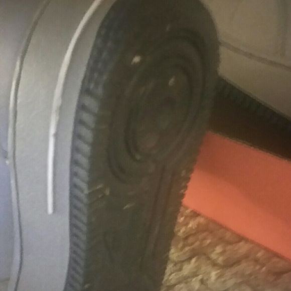 Nike Airforce1 - Picture 2 of 3