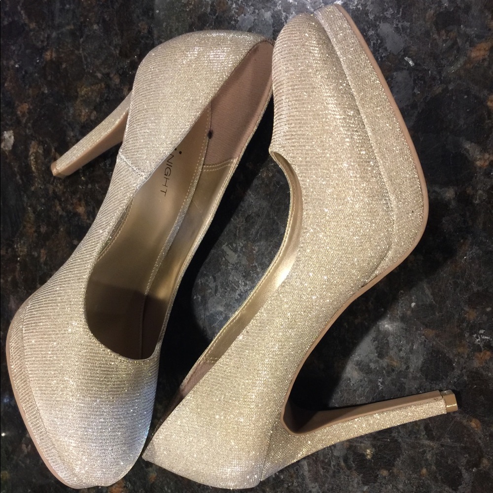 FIONI NIGHT Champagne Platform Shoe