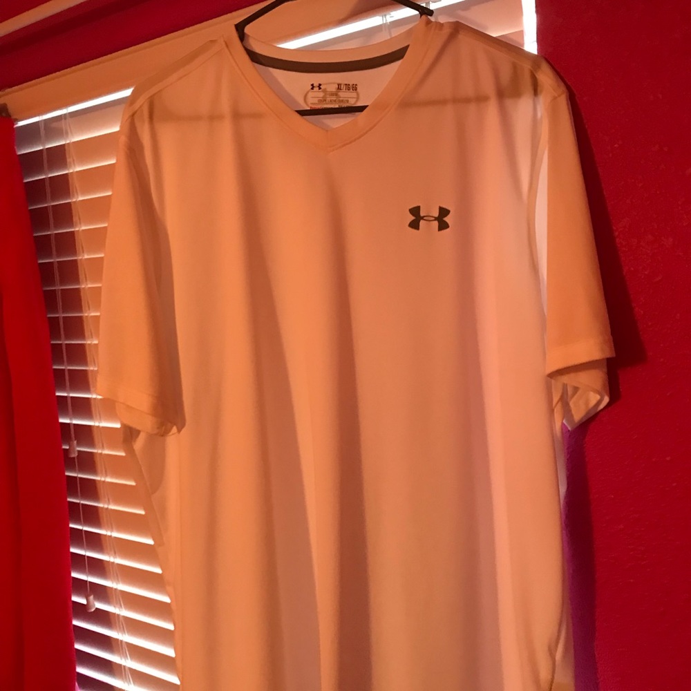 Under Armour XL ShortSleeve