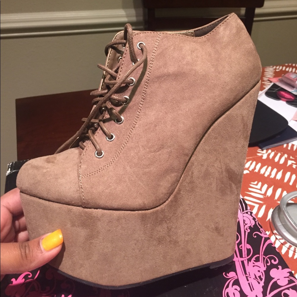 Wedge booties