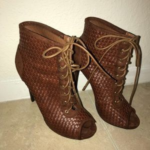 Lace up booties Lace up booties