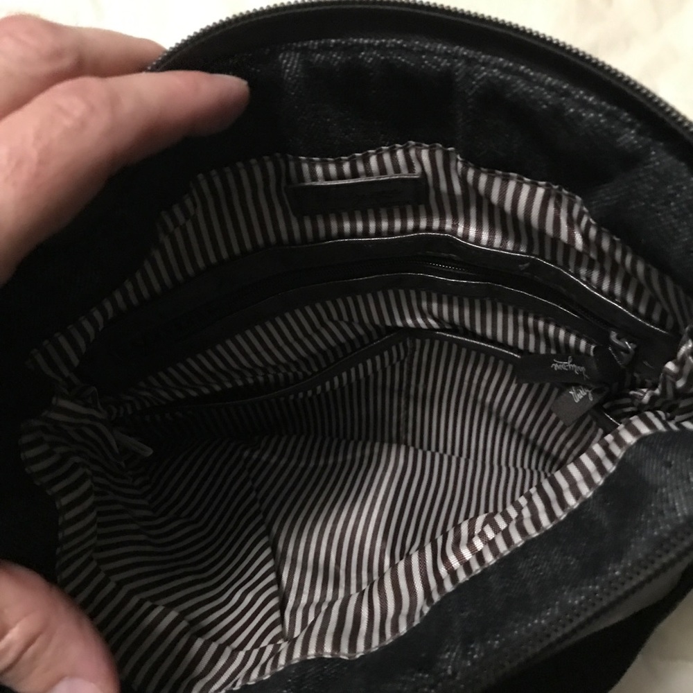 Thirty-one cross body purse