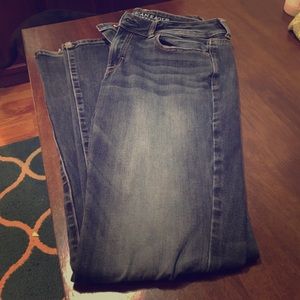 AE Jeans Sz 8