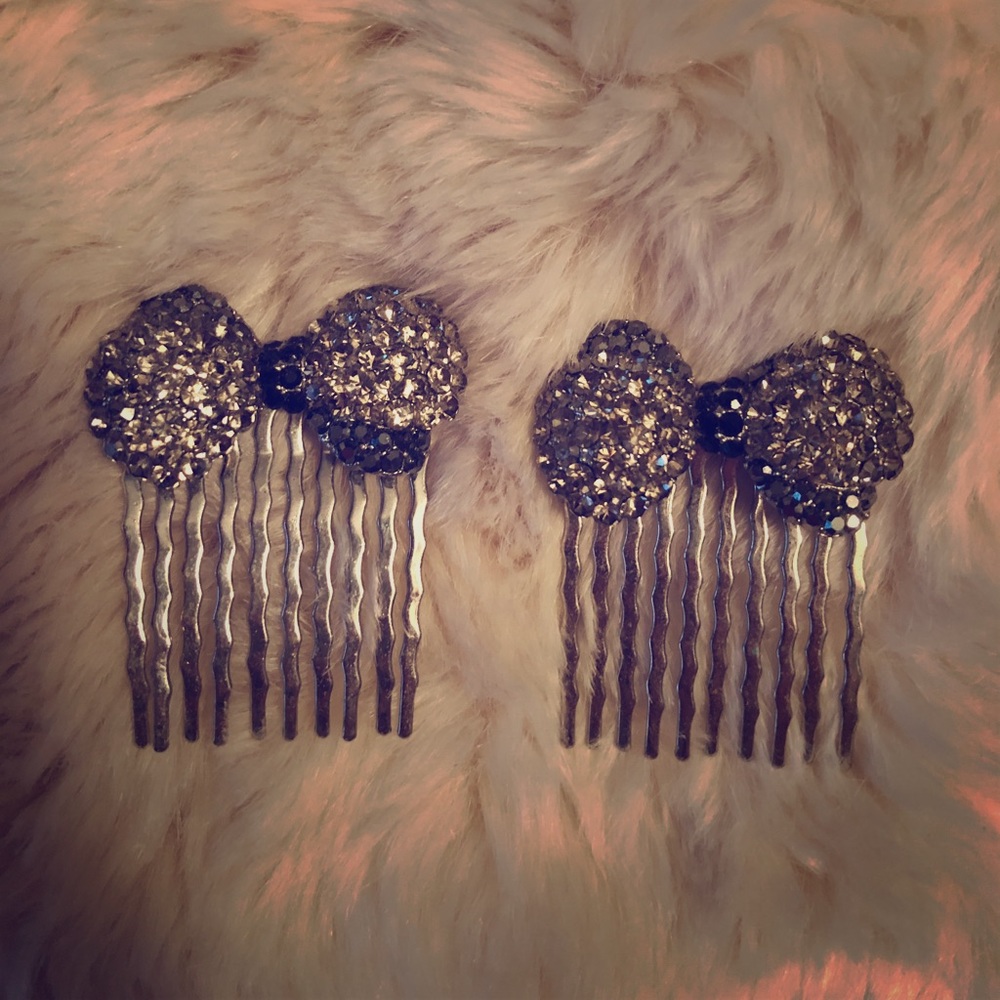 Hair pins