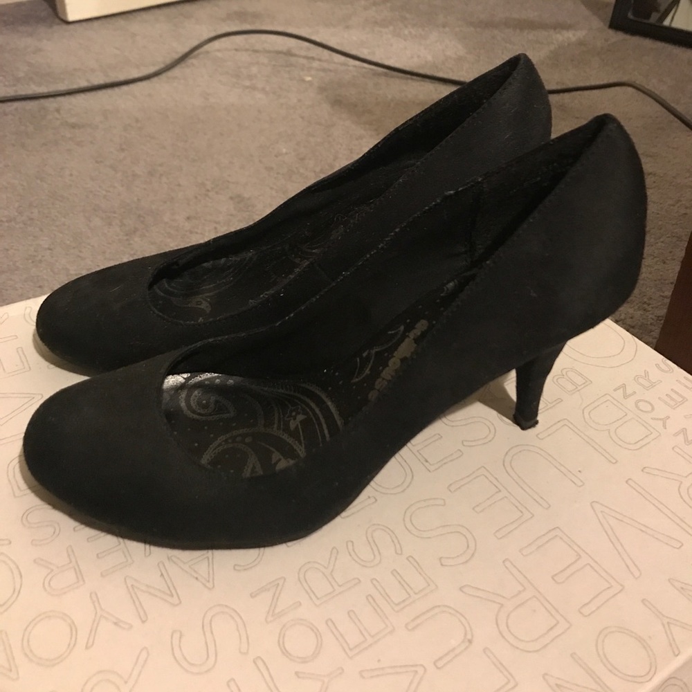 Black heels