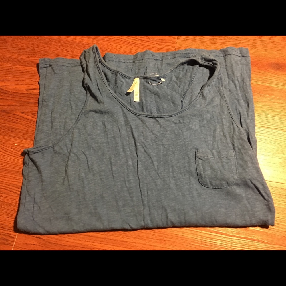 FREE WITH BUNDLE PURCHASE•••