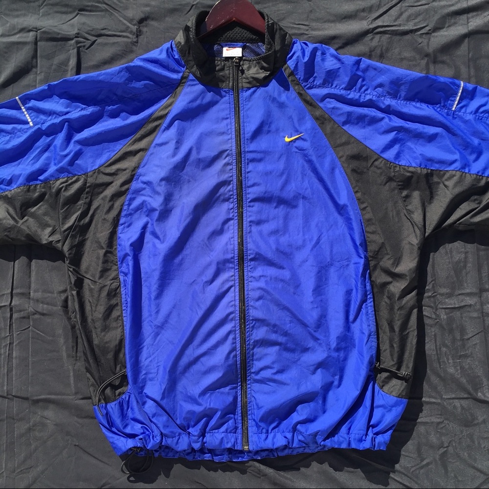 Nike Performance Jacket - Picture 2 of 4