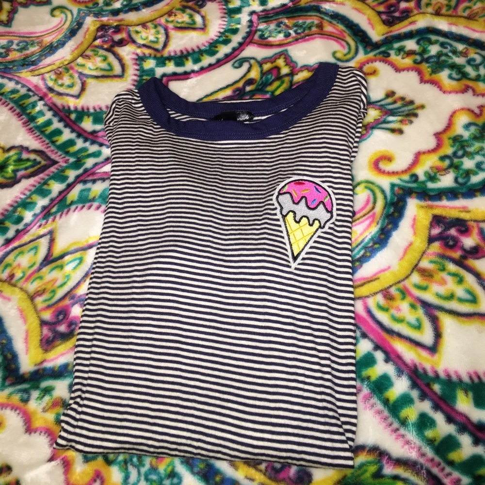 Navy blue/white striped shirt,ice cream emblem