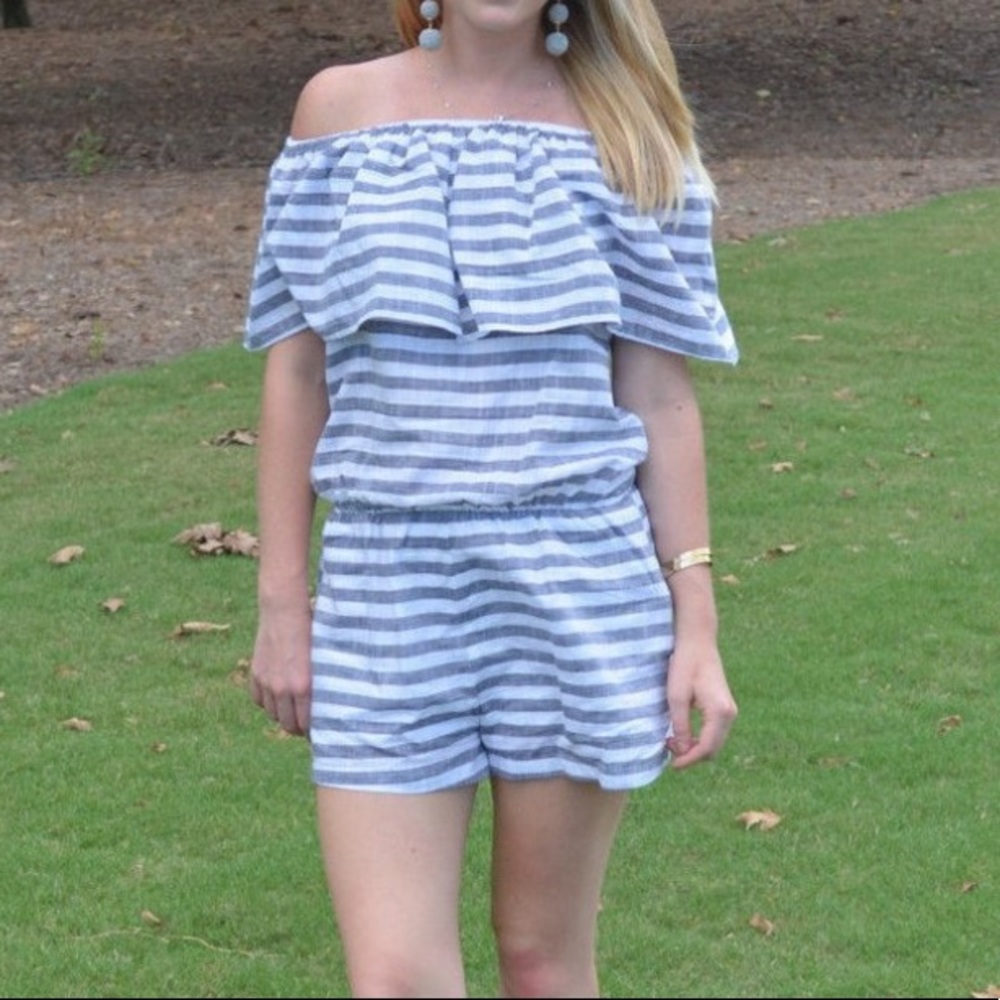 Off The Shoulder Striped Romper - Picture 6 of 8