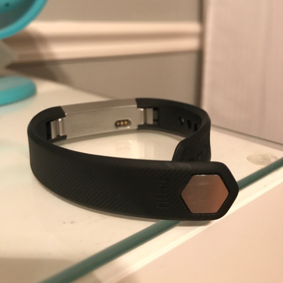 Alta Fitbit - Picture 2 of 3