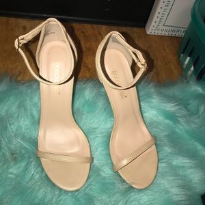 Tan Heels