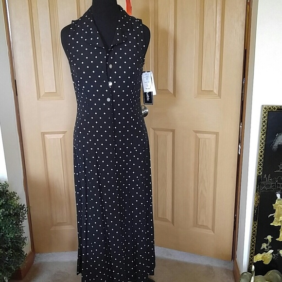 Black and white dress - Picture 2 of 8