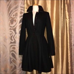 Betty Johnson Peacoat with a cute bow Size 6